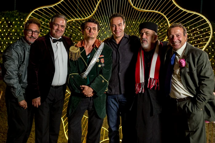 „Nunţi, botezuri, înmormântări“, o comedie cu Șerban Pavlu în rolul principal FOTO TVR