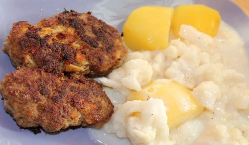 chiftele de conopidă jpeg