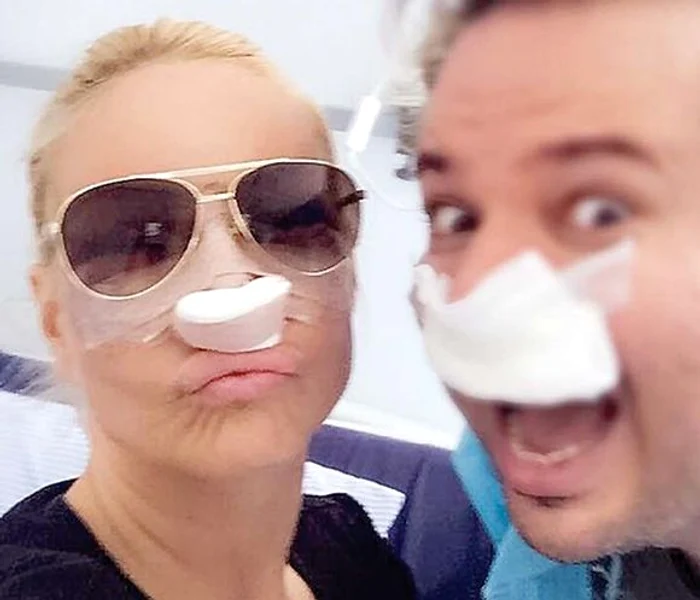 Dan și-a pus un pansament pe nas, ca s-o amuze pe Vica