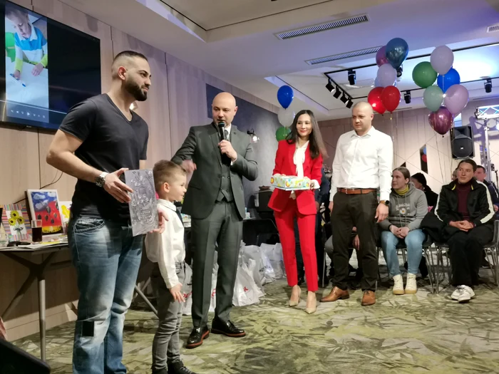 Antreprenorii au licitat pentru lucrări realizate de copii FOTO: Alina Mitran