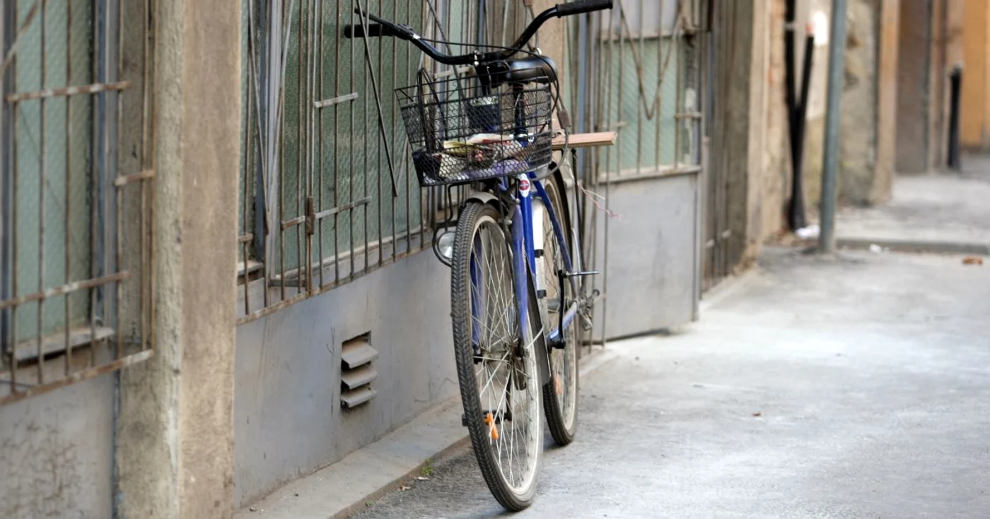 Bărbatul a uitat unde a lăsat bicicleta şi a spus că i-a fost furată