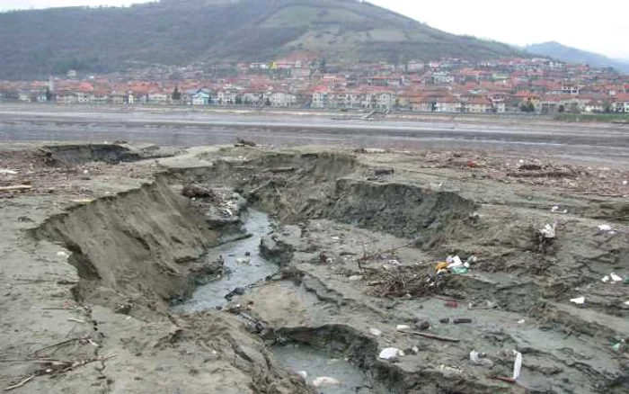 Aşa arată acum Dunărea la Orşova FOTO Corina Macavei