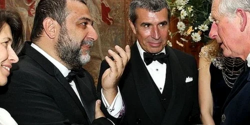 Ruben Vardanian dand mana cu printul Charles