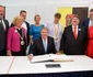 Carmen Iohannis rochie turcoaz Andreea Tincu in Germania (4) jpg