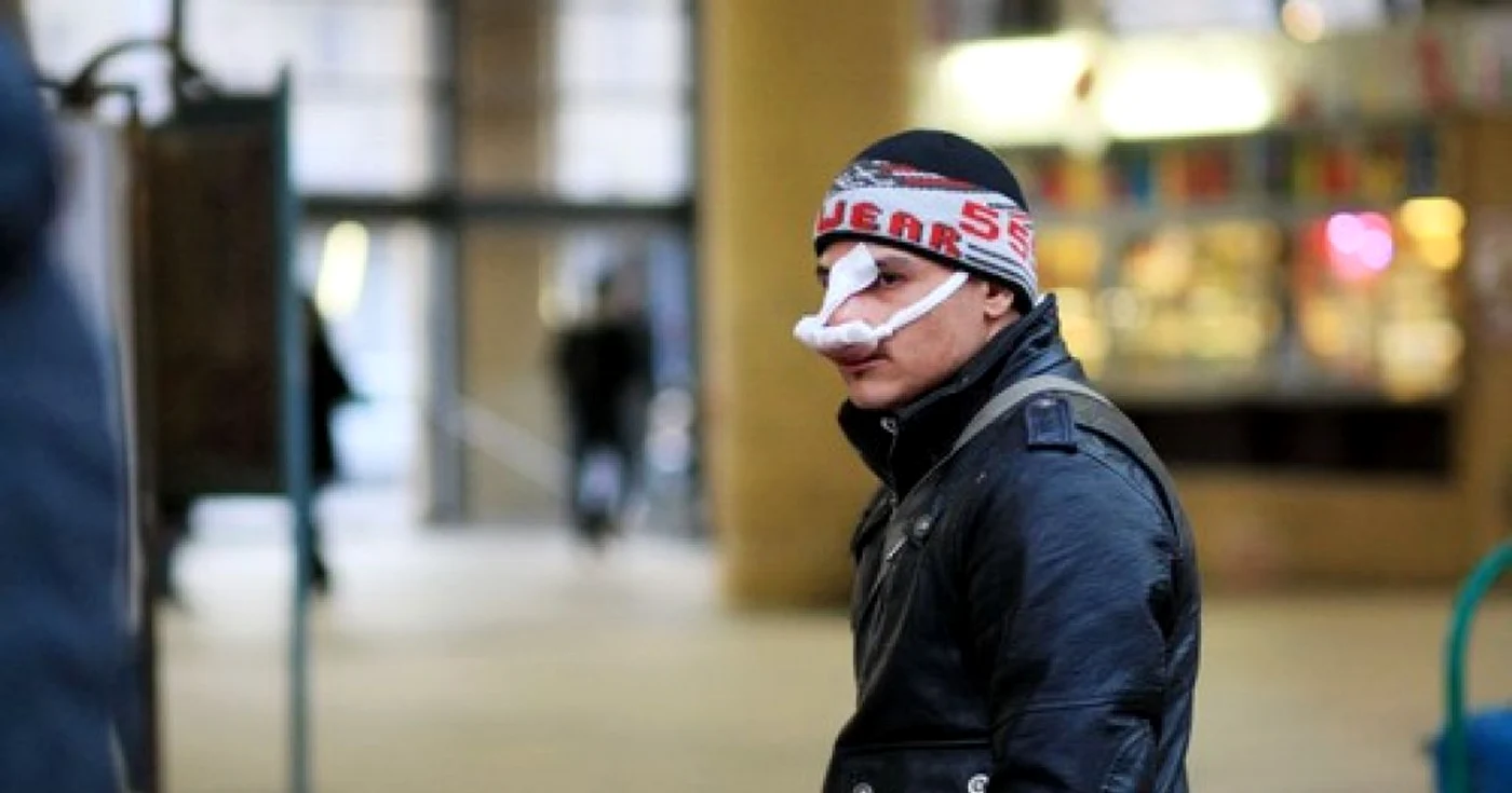 Supravieţuitorii din carnagiu se întorc acasă