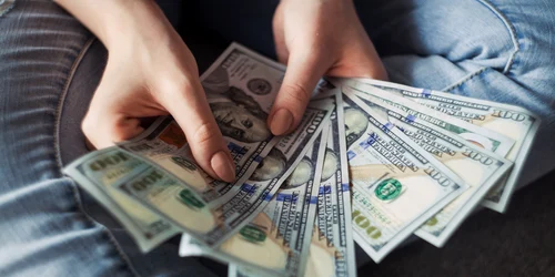 bani valuta dolari jpg