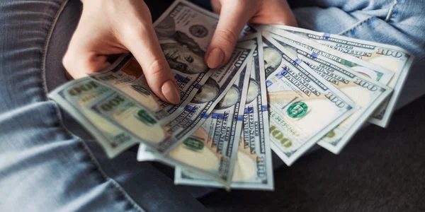 bani valuta dolari jpg