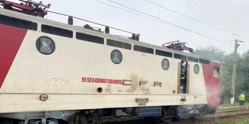 incendiu tren foto arhiva