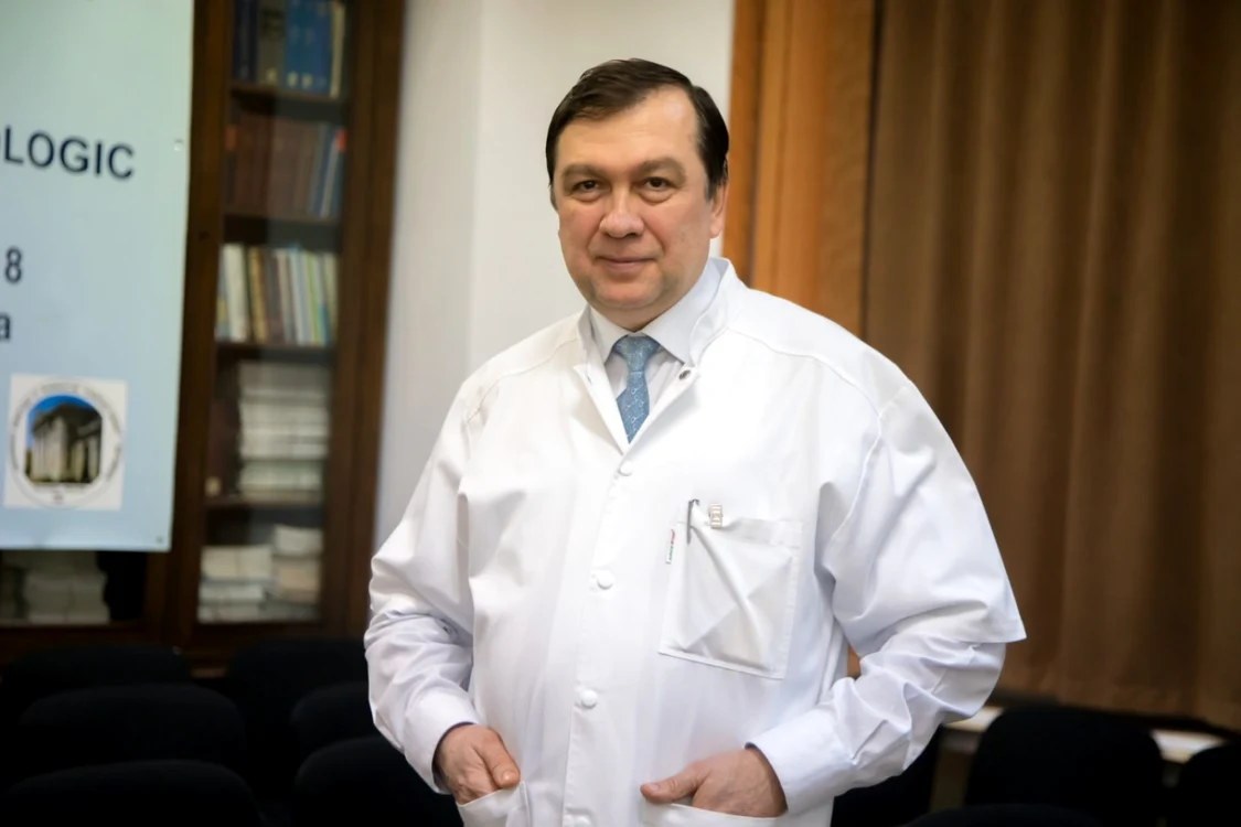 Prof. dr. Viorel Jinga e rectorul UMF din februarie 2020. Sursa foto: viorel-jinga.ro
