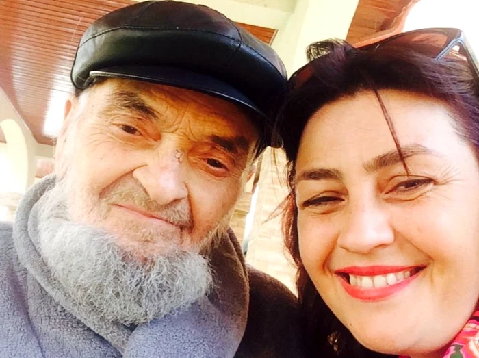 
    Rona Hartner este extrem de afectată de moartea tatălui eifoto: arhiva personală  