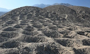 „Banda de Gropi” de pe Monte Sierpe (© C. Stanish; Antiquity Publications Ltd; CC BY 4.0)