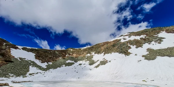 lacurile glaciare din Retezat foto marius turc si lucian ignat