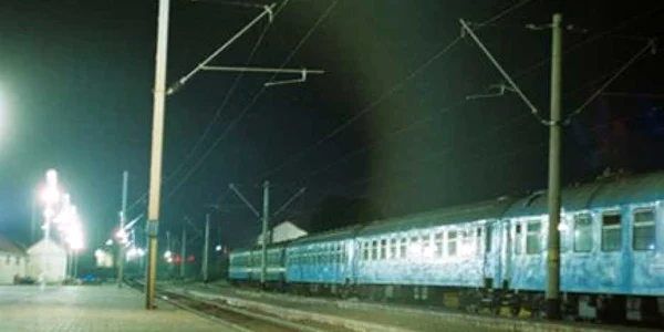 Trenurile ajung, cu greu, la destinaţii