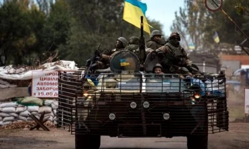 Dezbatere „Historia”: Cum va face faţă viitorul preşedinte marilor provocări externe: Este Iohannis pionul Germaniei sau ne duce Ponta spre Rusia şi China? jpeg