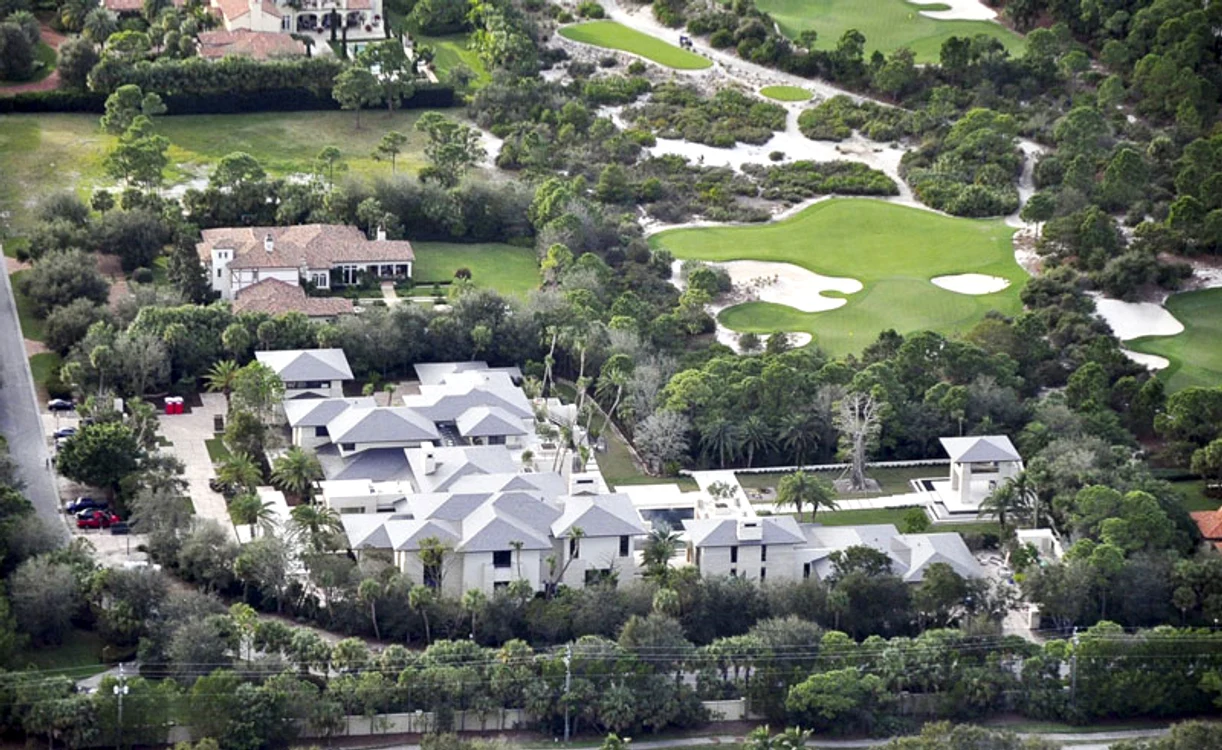 Michael Jordan a investit enorm in palatul sau din Palm Beach (FOTO: TNYF/WENN.com)