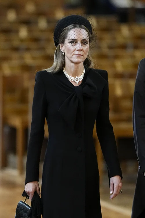 Kate middleton la înmormântare GettyImages 2235214492 jpg