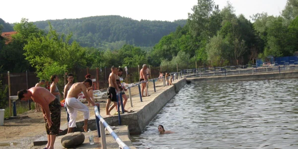 Autoritățile au propus mai multe soluții de dezvoltare a singurei stațiuni din Gorj