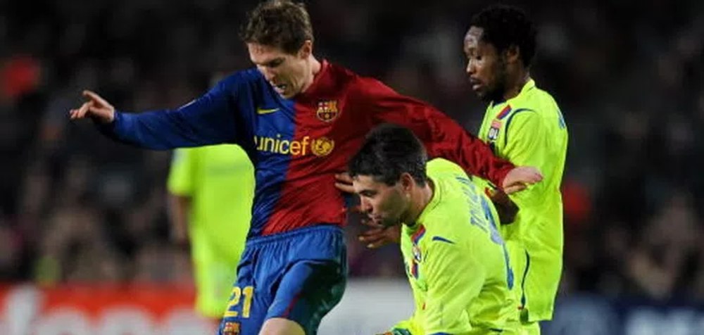 Un fotbalist de la Barcelona, prins că își punea alcool în sticla de Gatorade. În România, Buia turna vin în loc de suc