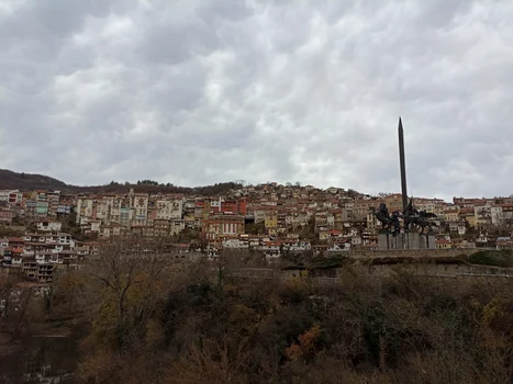 vedere veliko tarnovo orasul vechi jpeg