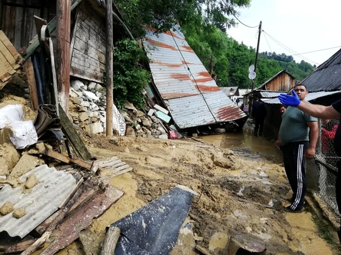 Vlăduț, puștiul care a dat fuga și i-a avertizat pe oameni despre șuvoaie