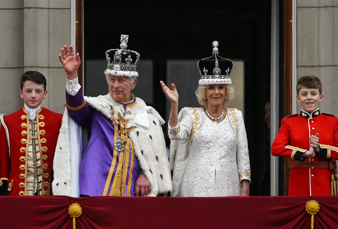Cuplul regal la balcon jpg