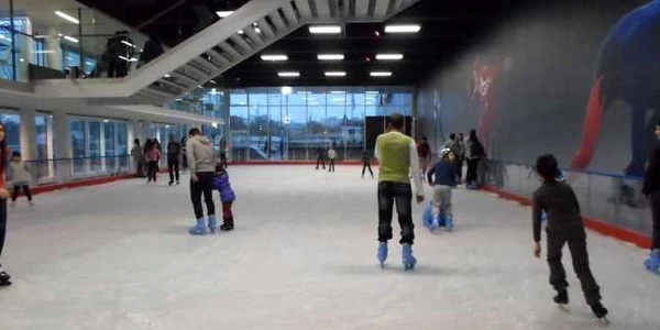 patinoar afi ploiesti foto ploiesti on ice
