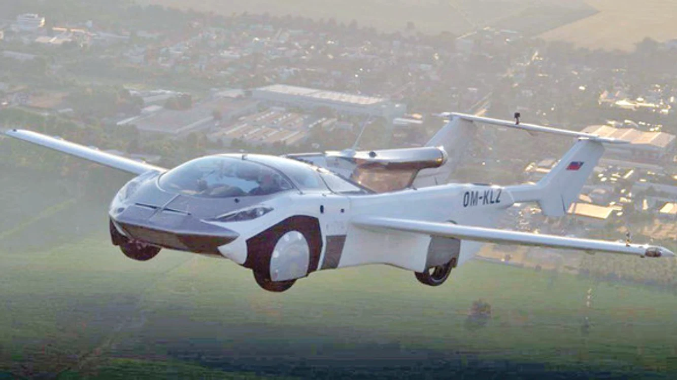 
    AirCar Prototype 1 şi  AirCar Prototype 2, testate cu succes într-un zbor de 35 de minuteFoto: Klein Vision  