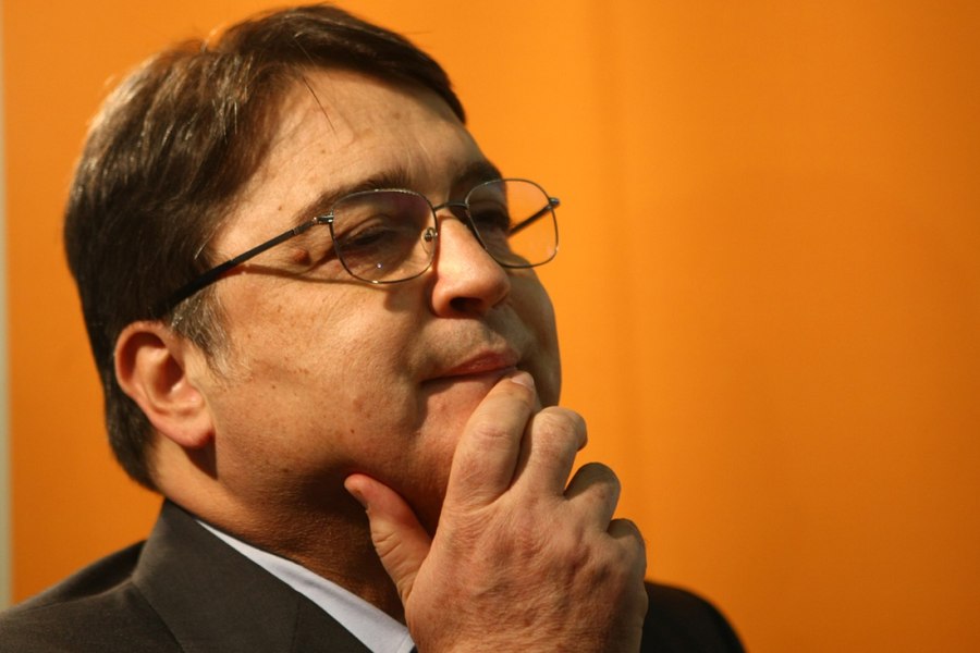 Ministrul Emil Hurezeanu: „Avem cu toţii motive de îngrijorare. Se vorbeşte despre întoarcerea marilor puteri”