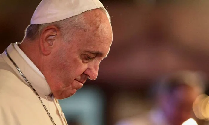 Mesajul Vaticanului după incendiul violent care a devastat catedrala Notre Dame din Paris jpeg