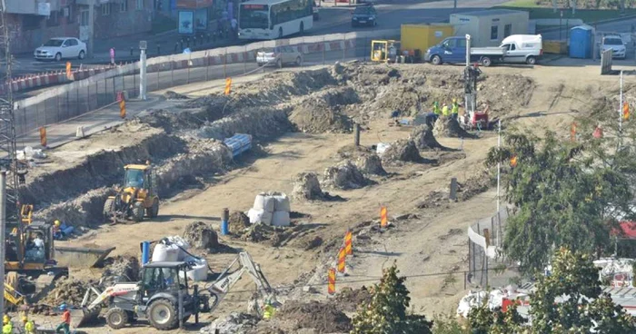 Premierul Victor Ponta susţine că lucrările la Magistrala 5 de metrou nu au fost sistate FOTO Adevărul