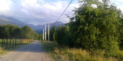 Drumul va fi asfaltat