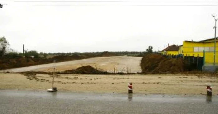 Craiova: Lucrările la infrastructura podului de la Calafat, întârziate