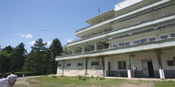 Sanatoriul de la Dobriţa, în colaps