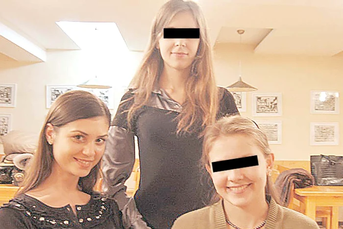 După divorţul de Elena Udrea,  Dorin Cocoş (52 de ani)  a început să se afişeze cu o  tânără de 26 de ani, Diana Roibu