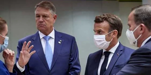 Klaus Iohannis fara masca la Consiliul European