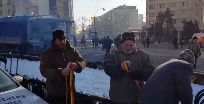 Au luat tricolorul acasă FOTO Adevărul