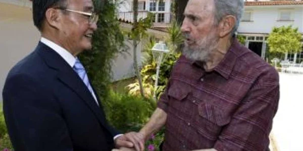 Fidel Castro, fotografiat în aer liber