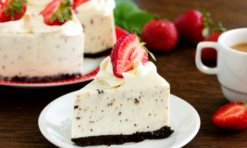 Tort cu biscuiti de cacao  Sursa foto shutterstock 274006559 jpg