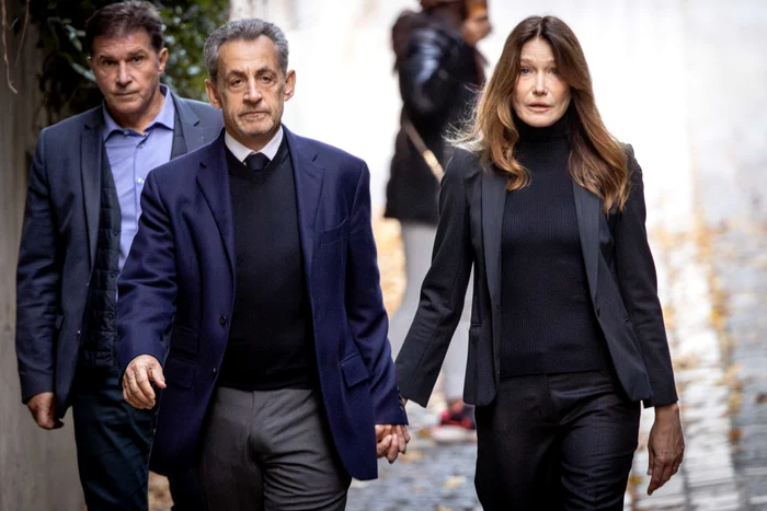 Nicolas Sarkozy, de mână cu soția lui, Carla Bruni (Foto: Profimedia)