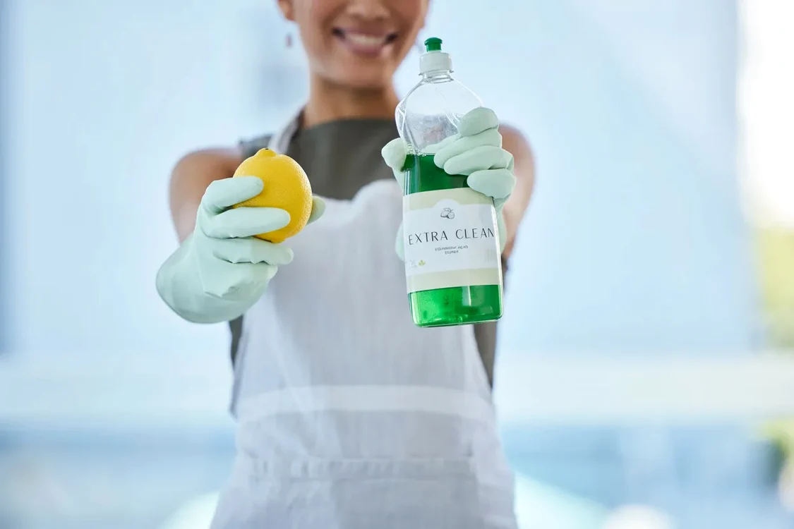 9 lucruri pe care nu ar trebui să le cureți cu lămâie.
