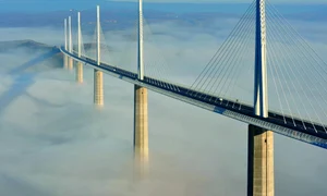 millau1 jpeg
