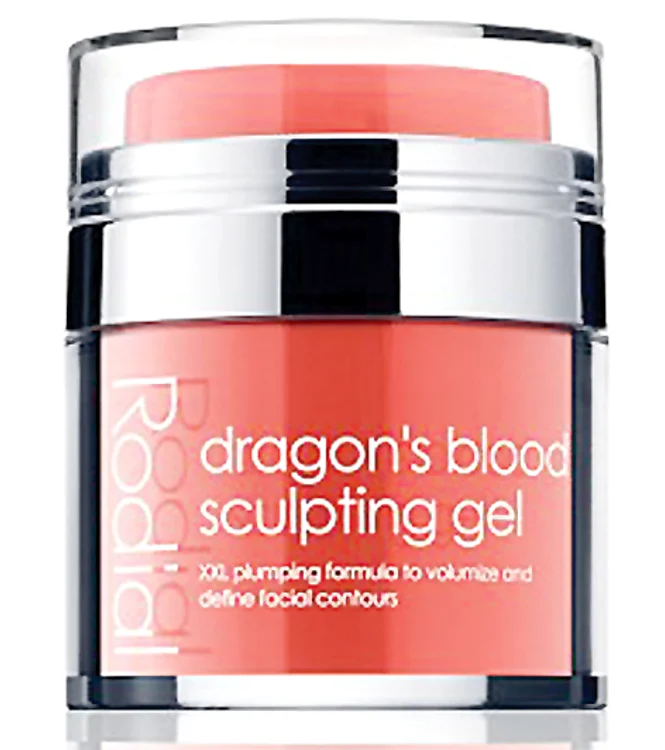 Aşa arată elixirul „Sânge de Dragon” pe care solista susţine că îl foloseşte