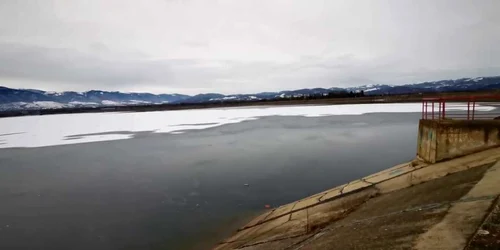 Lacul de acumulare Păclişa