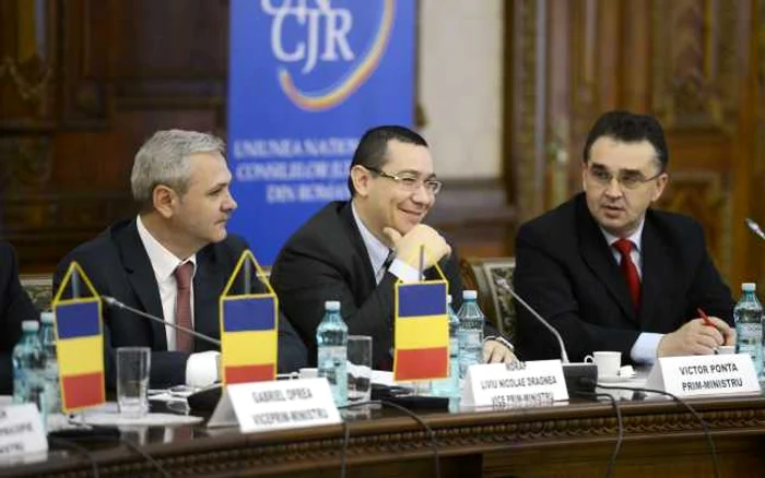Liviu Dragnea, Victor Ponta şi Marian Oprişan FOTO Mediafax
