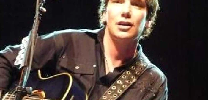 Eric Martin, solistul Mr. Big şi autorul celebrei balade FOTO ericmartin.com