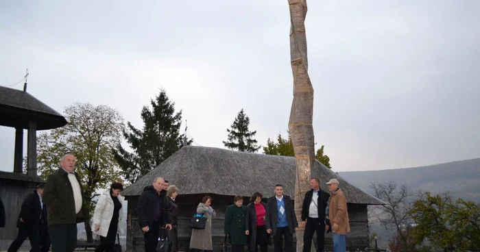 Coloana dorului de ţară