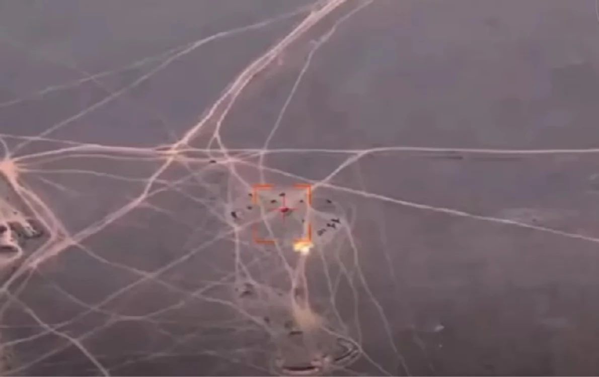 O baterie antiaeriană S-400 a fost distrusă de armata ucraineană cu un nou tip de armă FOTO Captură