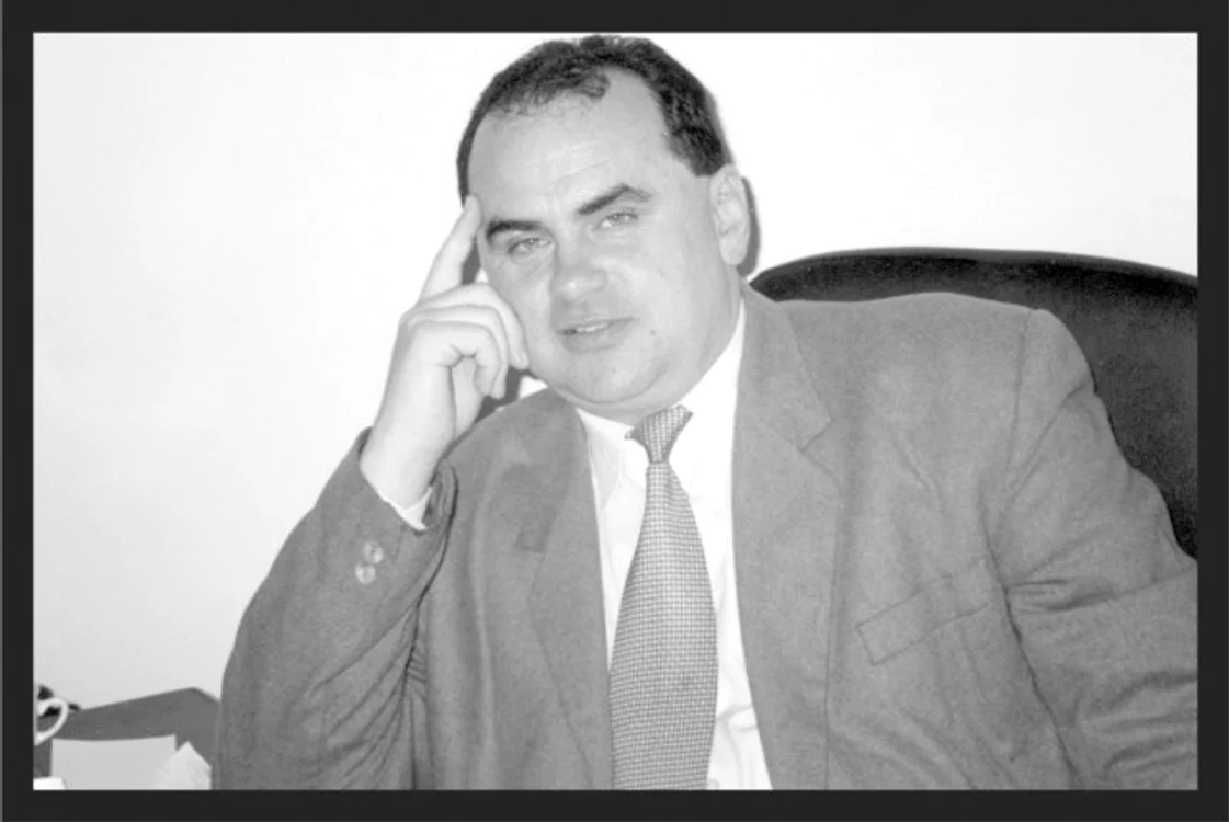 
    Autoritățile au deschis o anchetă pentru a descoperi de ce a murit profesorul Brăilean  