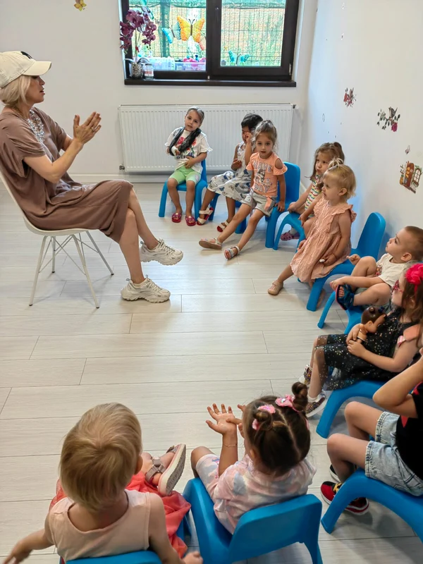Cântăreața ne-a povestit că nu prea a avut parte de veri în care s-a plimbat mult, din cauza spectacolelor