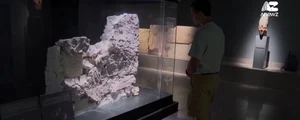 Un zid din mormântul lui Tutankhamon, dezvăluit în Egipt pentru prima dată (© captură video Youtube / AnewZ)